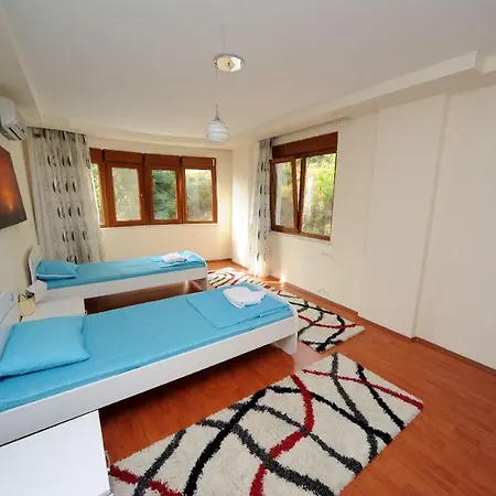 Villa Nadfox *